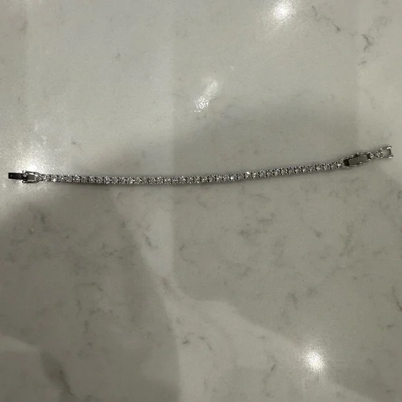 Swarovski Matrix Tennis Bracelet - Picture 2 of 4